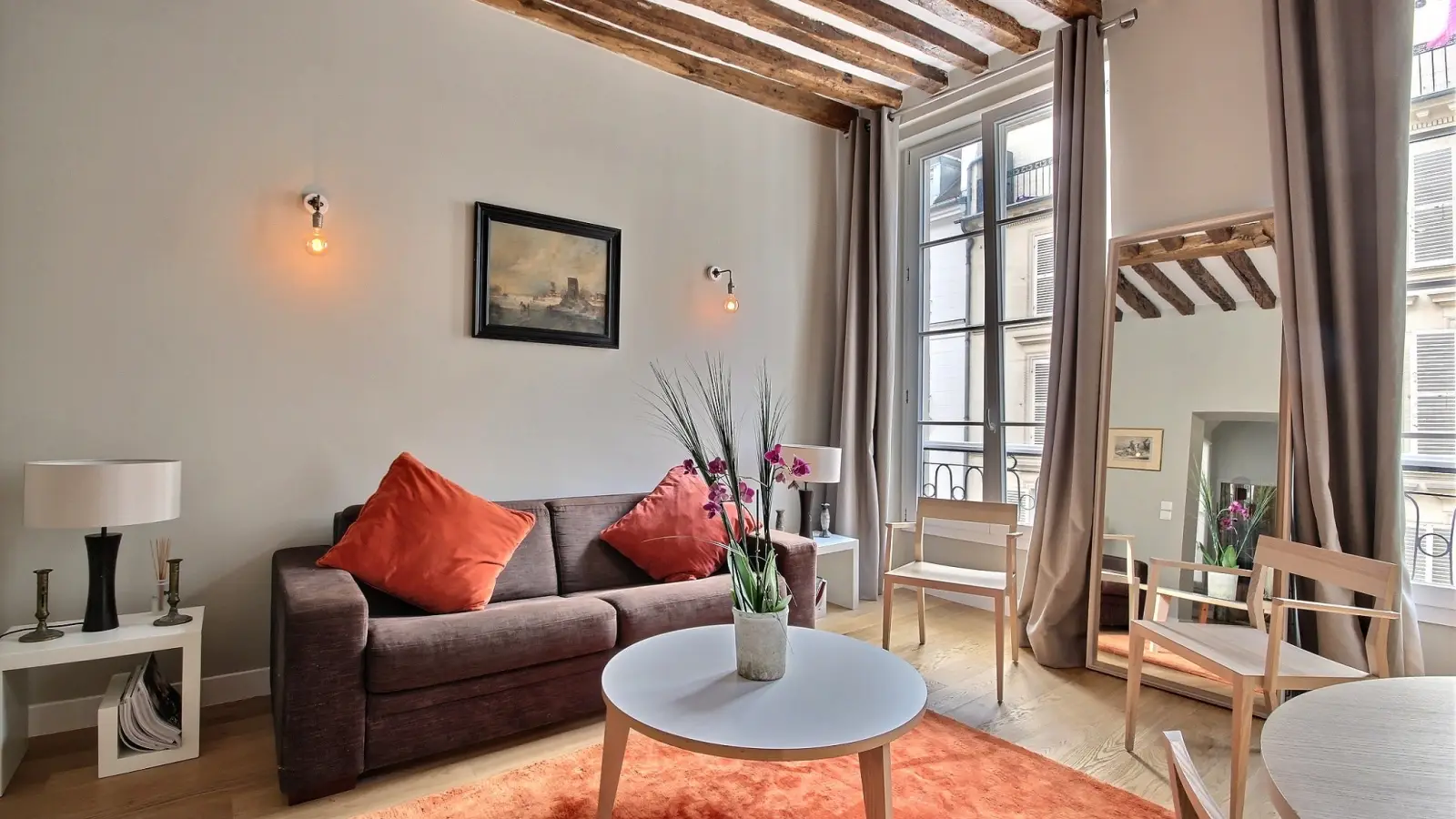 Flat Rue Meslay in Paris