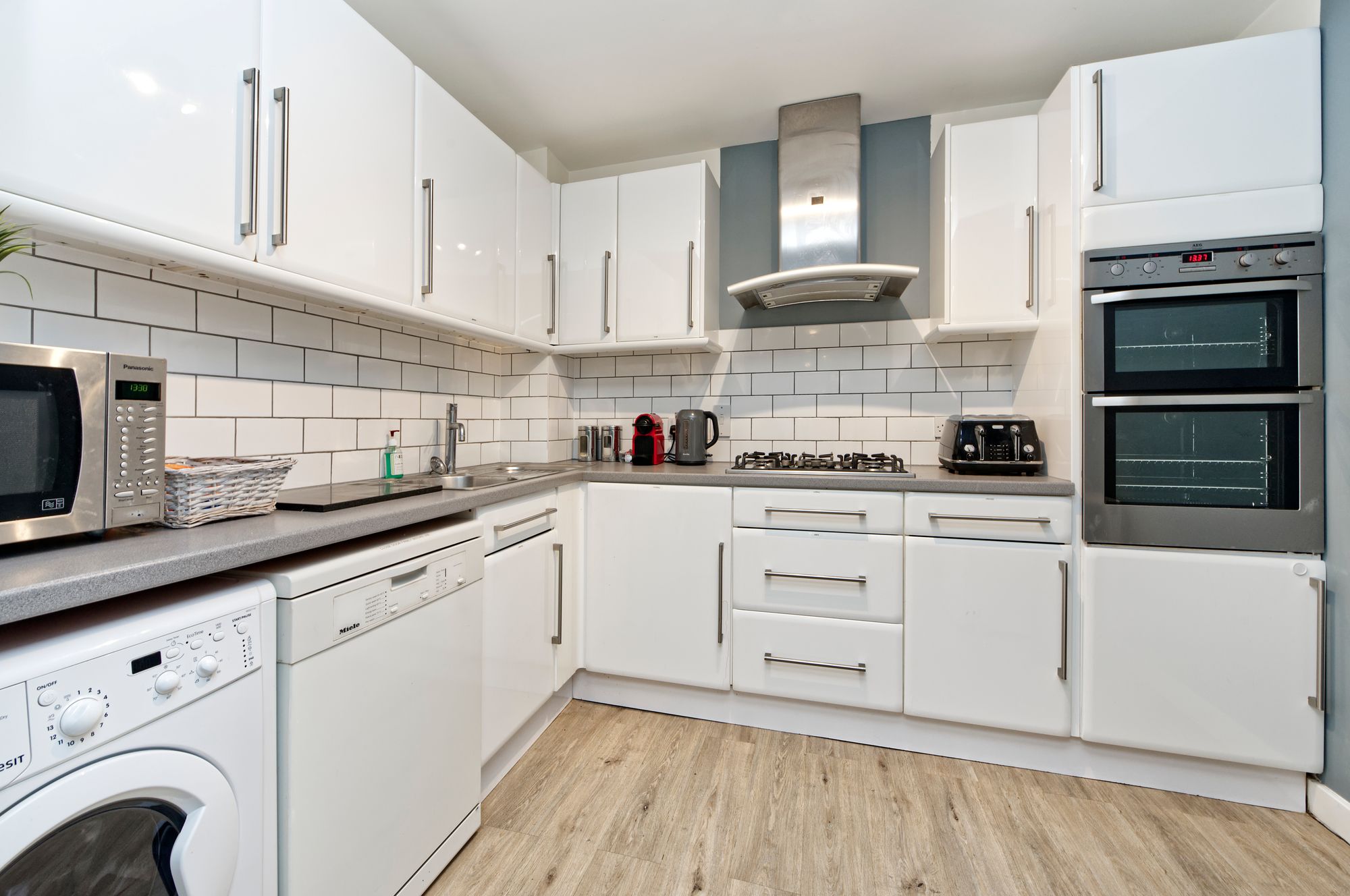 Flat Fellows Road in Greater London