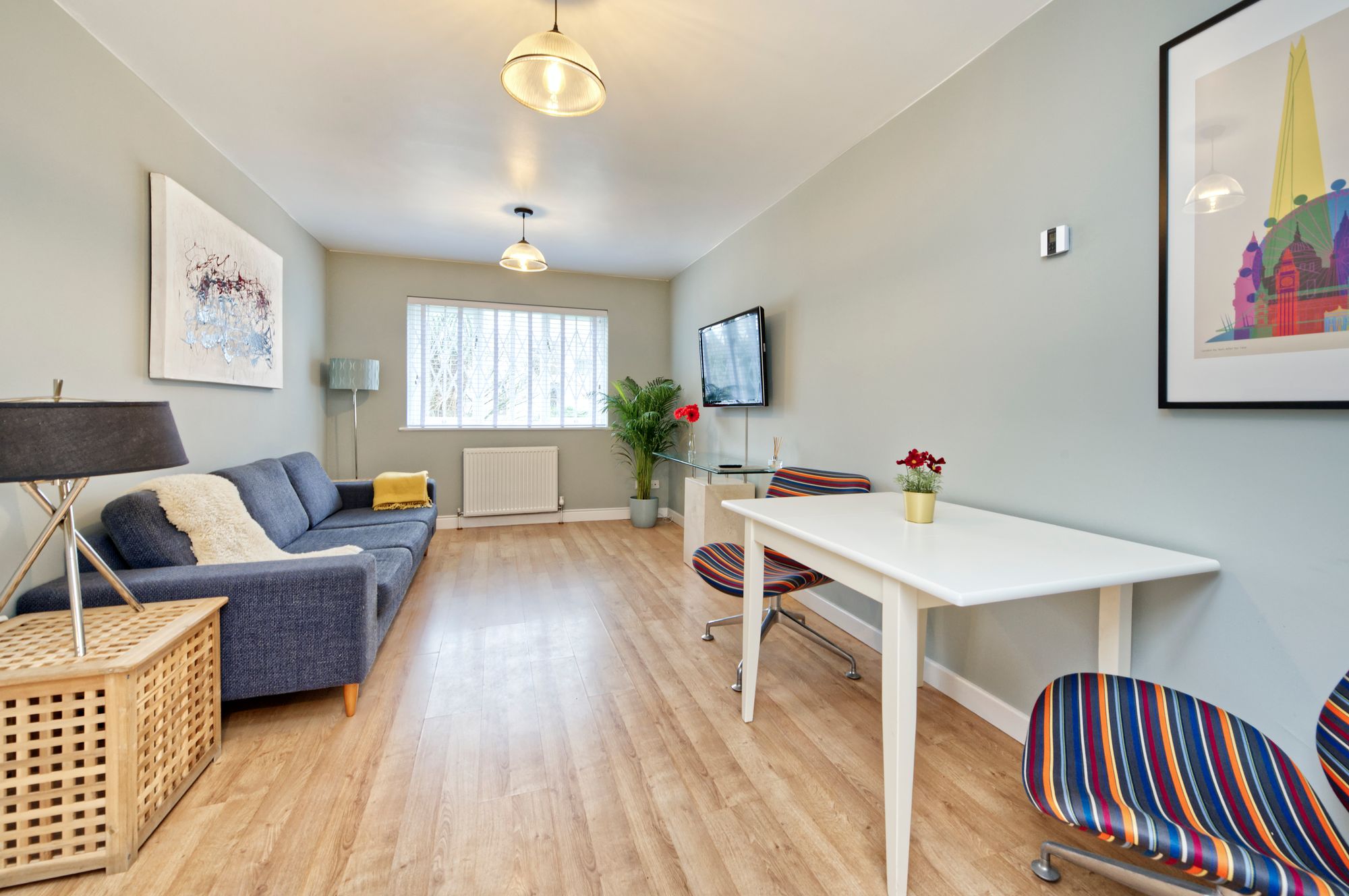 Flat Fellows Road in Greater London