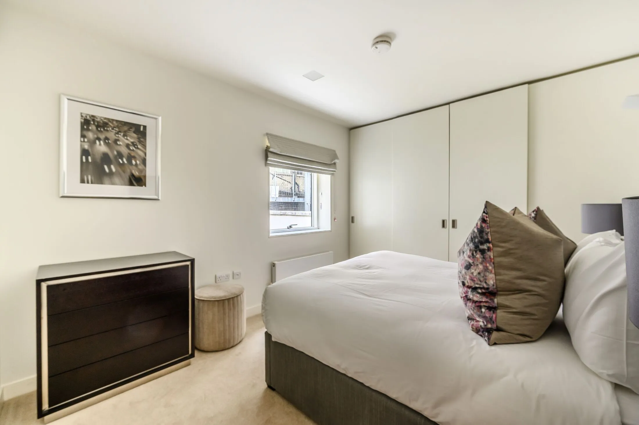 Flat Pond Place in Greater London