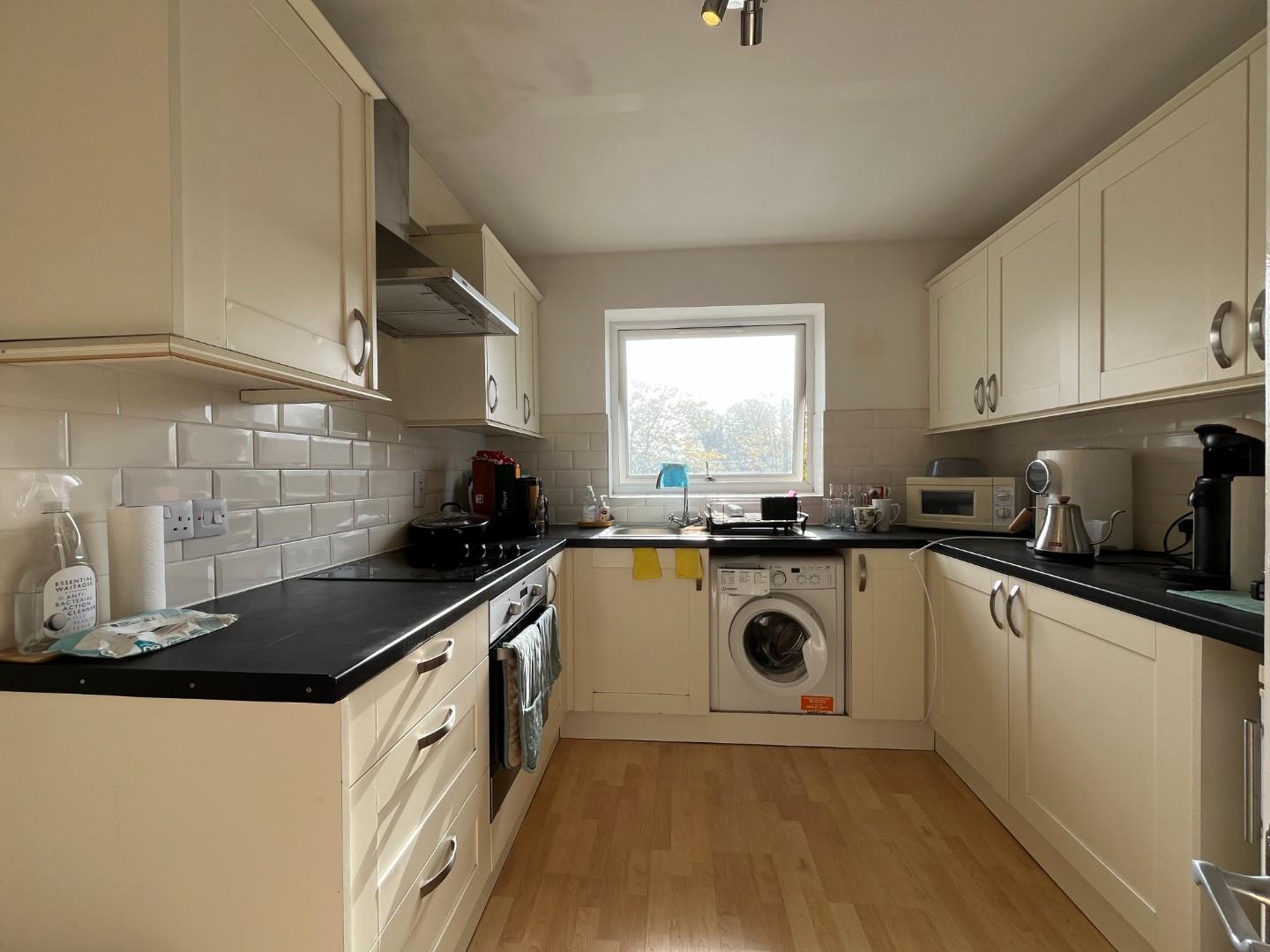 Flat Linden Grove in Greater London