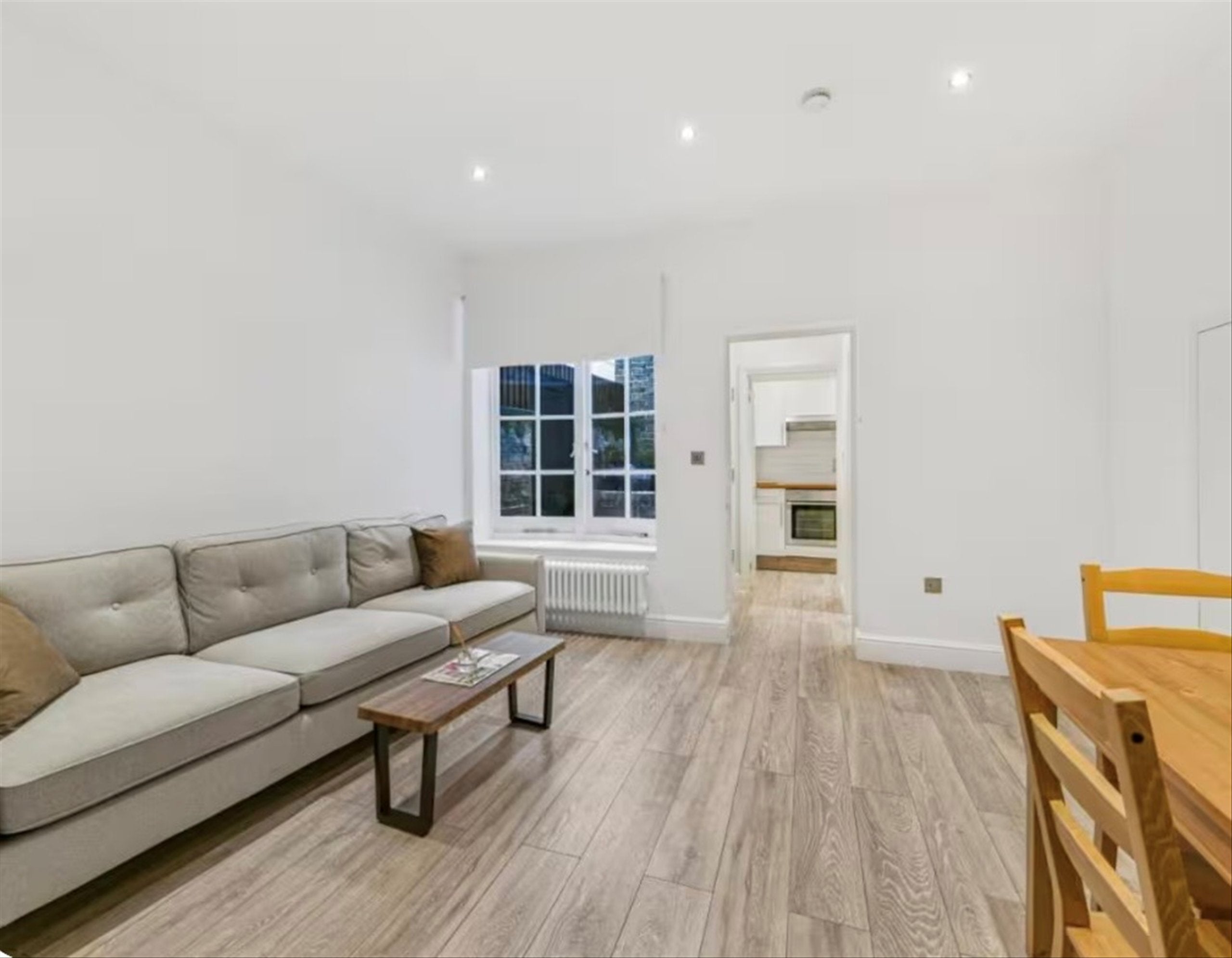 Flat Richard's Place in Greater London