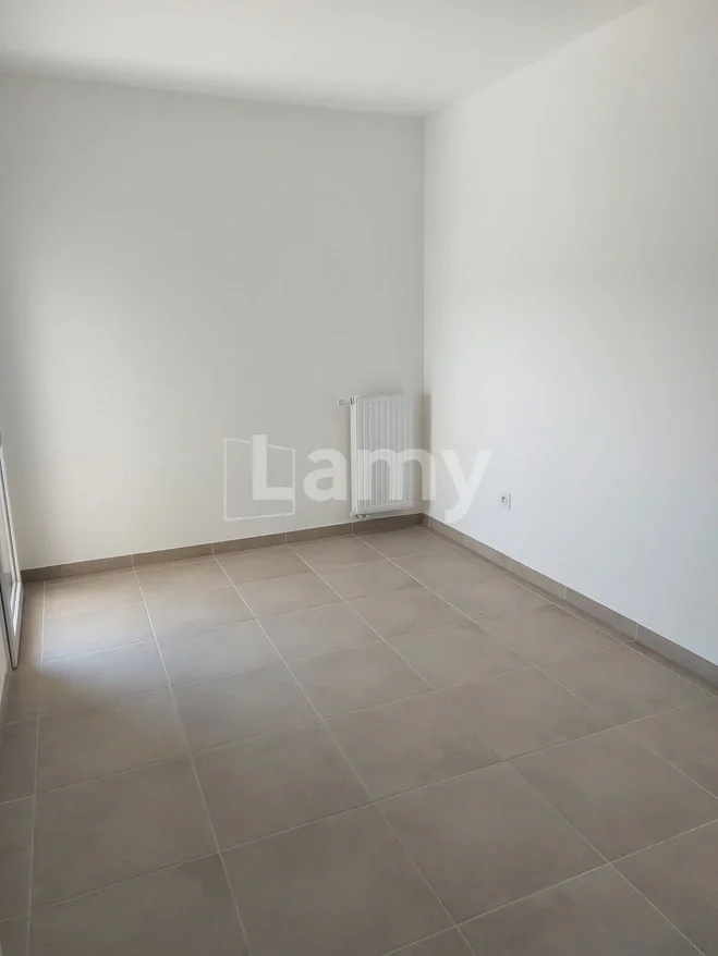 Flat Route de Montfavet in Avignon