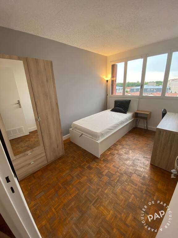 Chambre Avenue du Maréchal Leclerc à Neuilly-sur-Marne