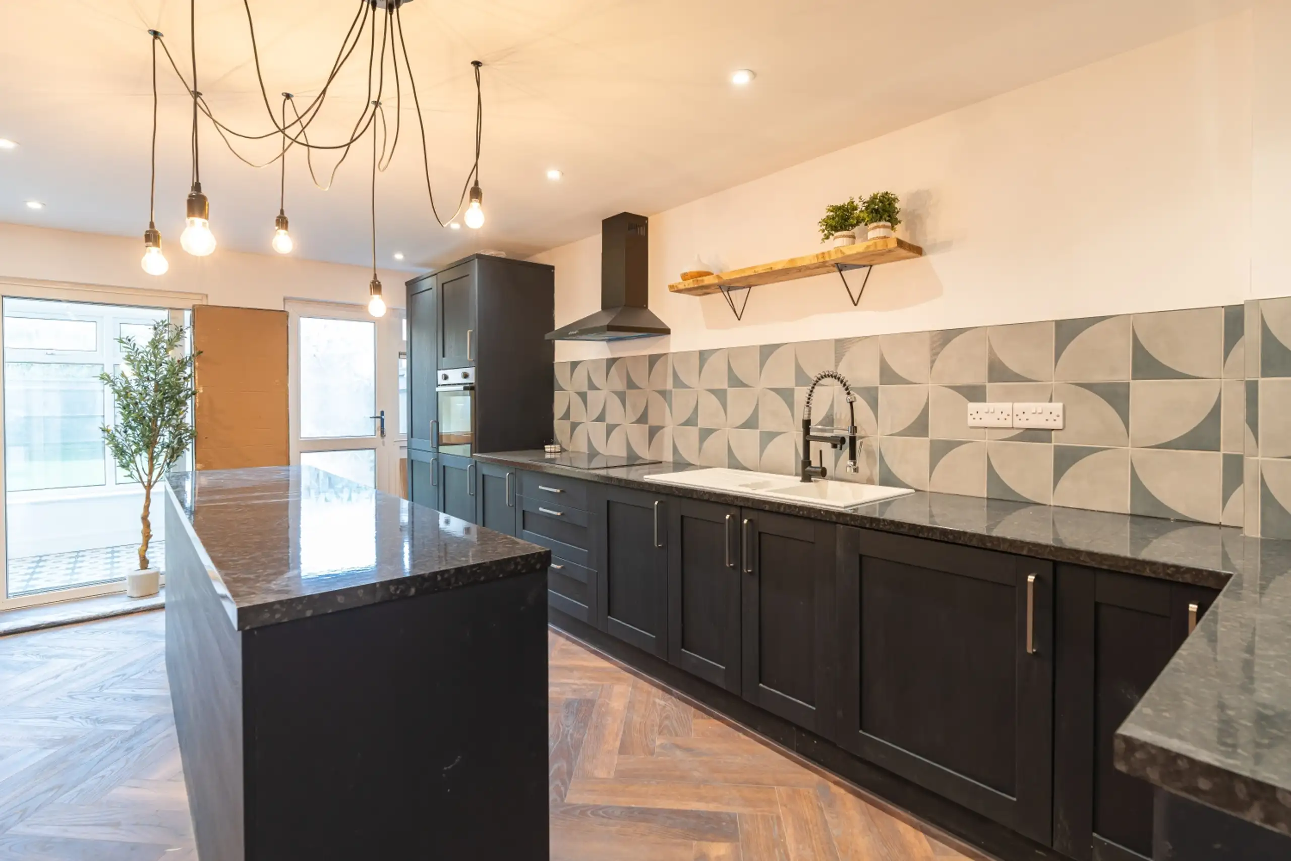 Room Waxes Close in Vale of White Horse