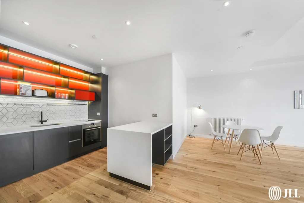 Flat Hope Street in Greater London