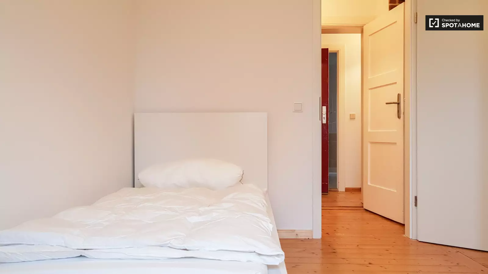 Wohnung Aronsstraße in Berlin