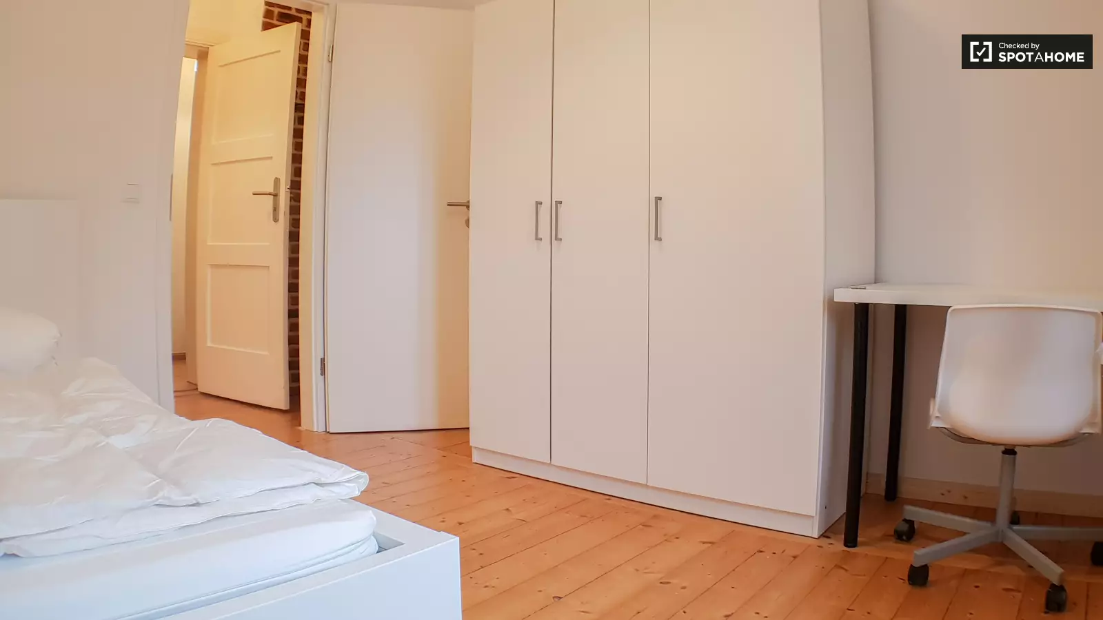 Wohnung Aronsstraße in Berlin