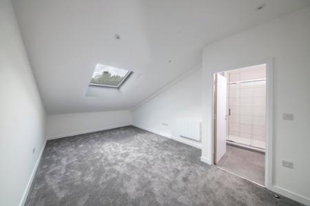 Flat Ashwood Way in Basingstoke and Deane