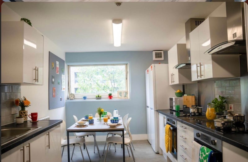 Room Pentonville Road in Greater London