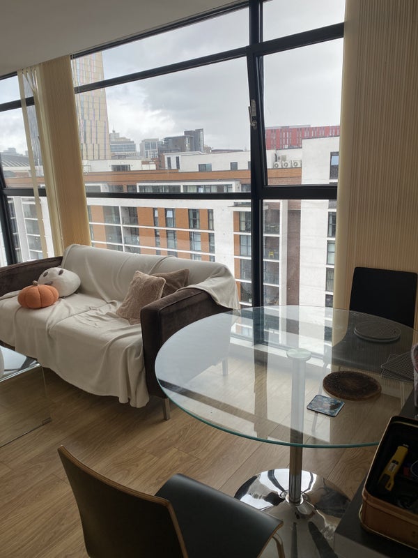 Room Commercial Street in Manchester