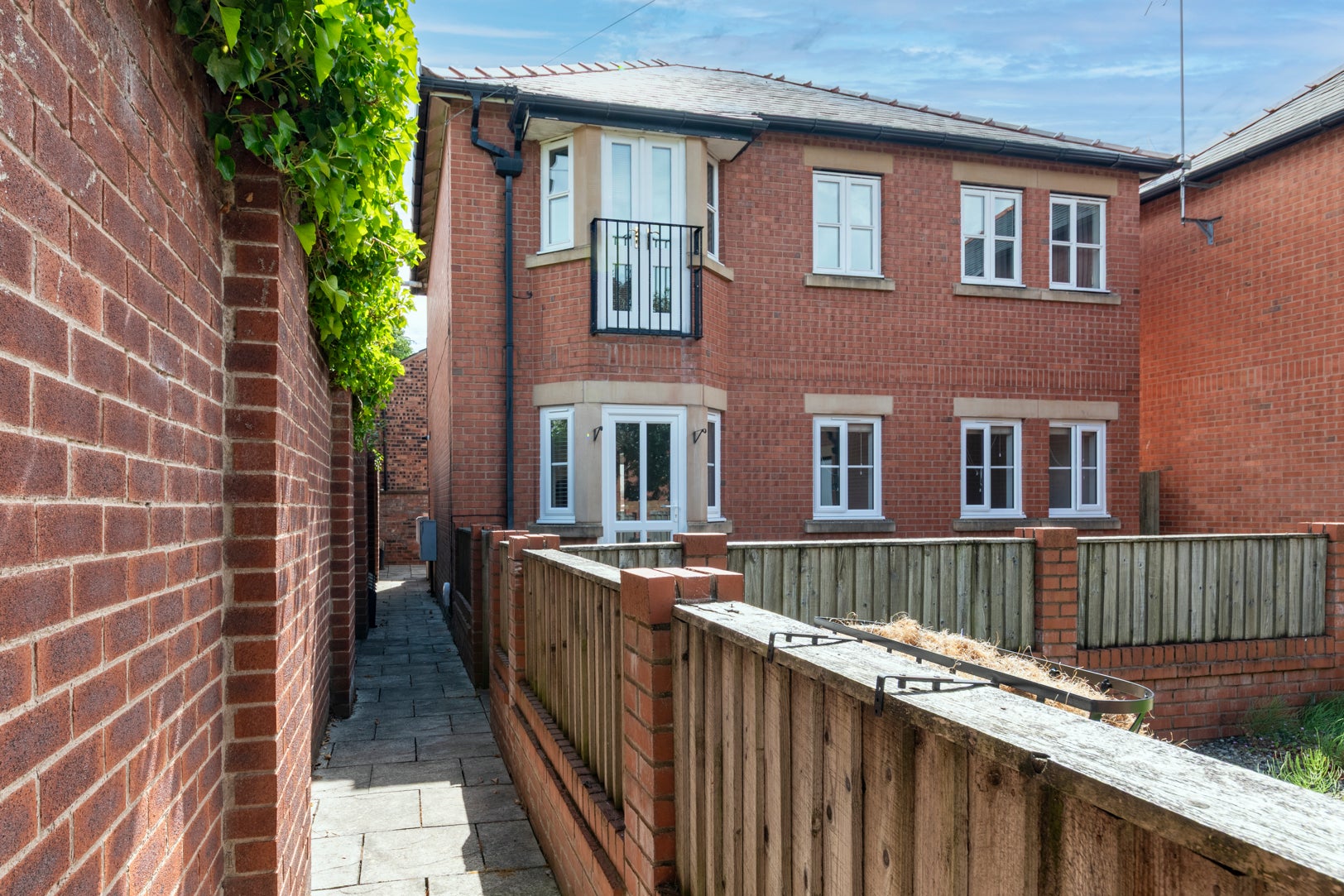 Flat Chapel Lane in Chester