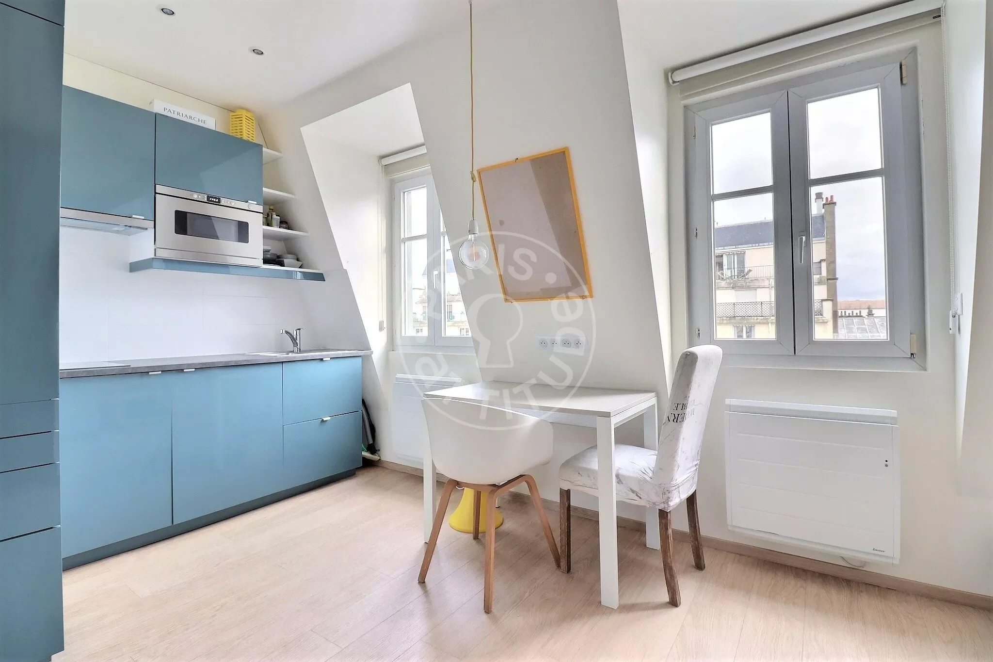 Flat Rue du Général de Larminat in Paris