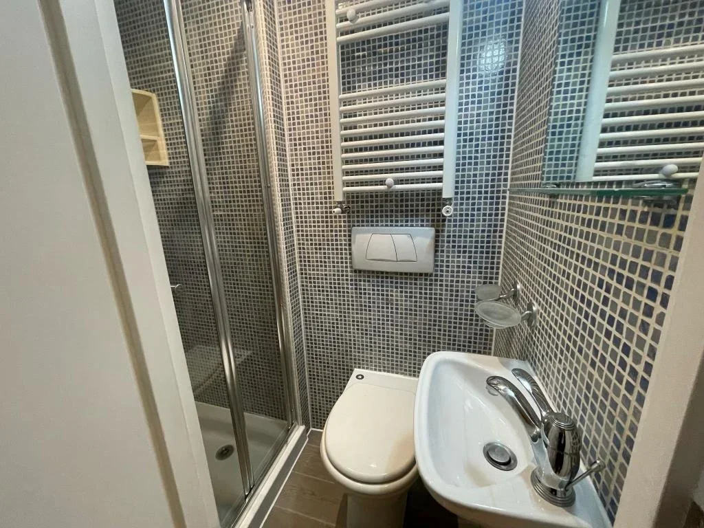 Flat Claverton Street in City of Westminster