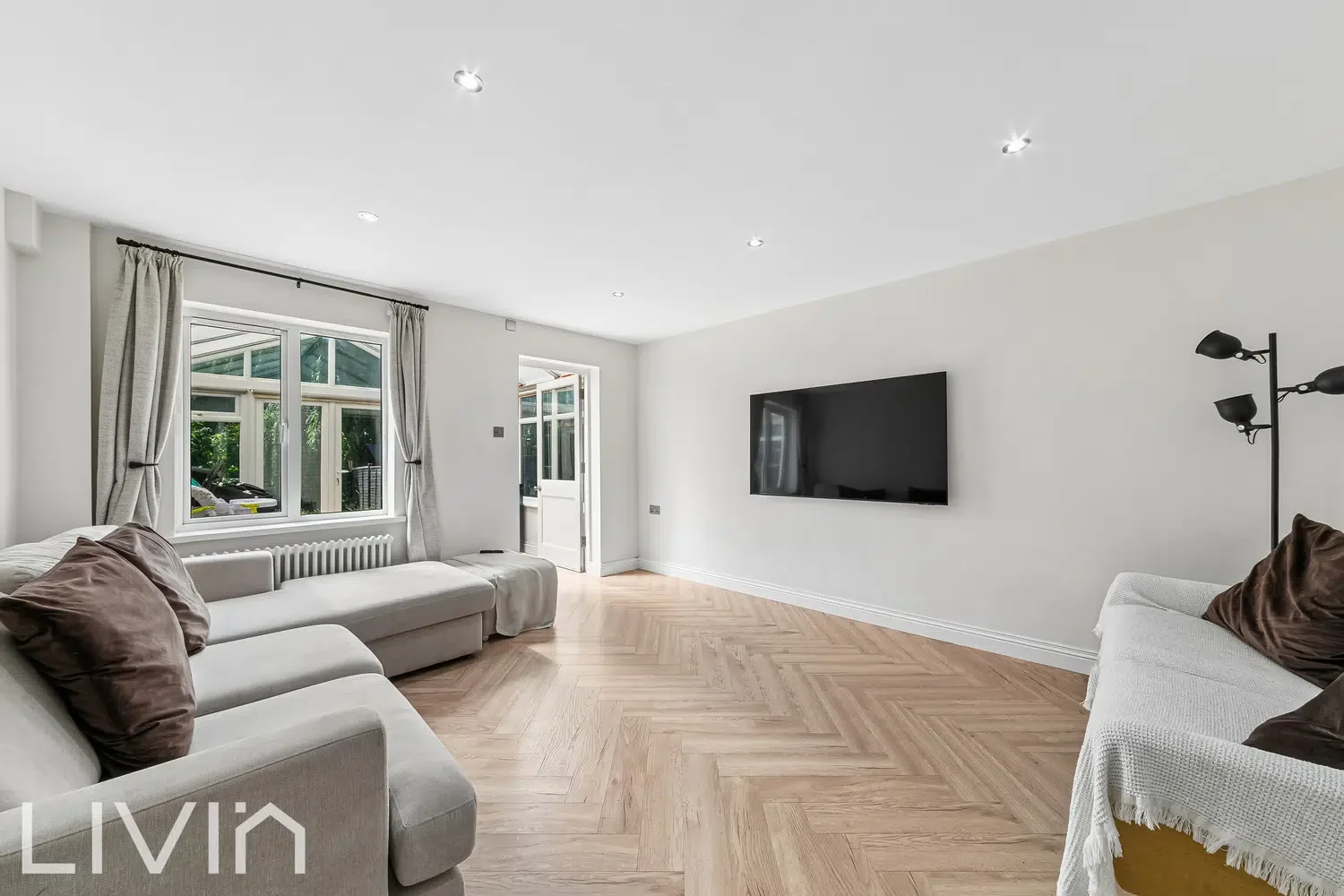 House Beckford Road in Greater London