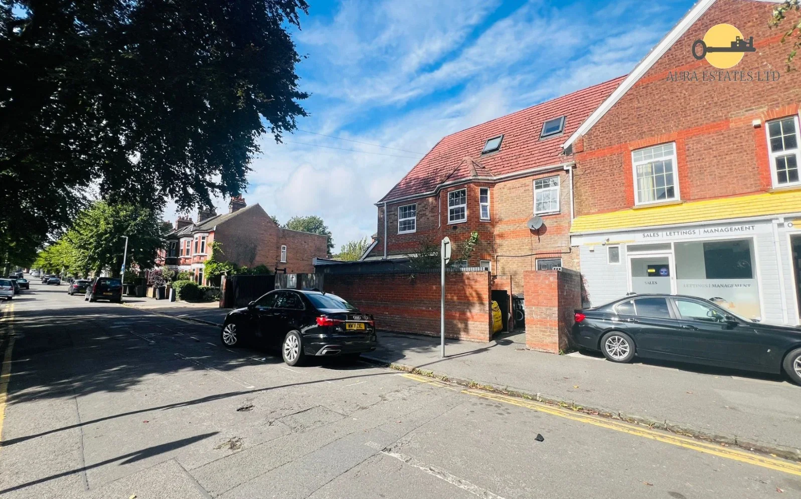 Flat High Street North in Dunstable