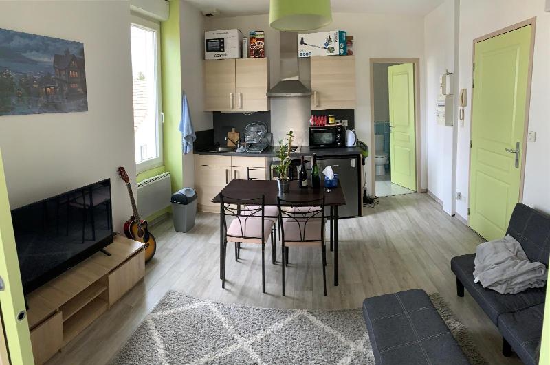 Flat Rue de Montholon in Bourg-en-Bresse