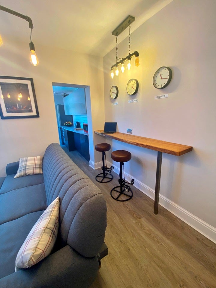 Room Tenter Street in North Warwickshire