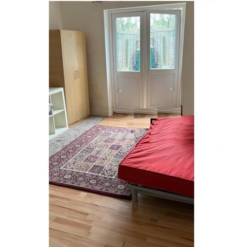 Flat Elgin Avenue in City of Westminster