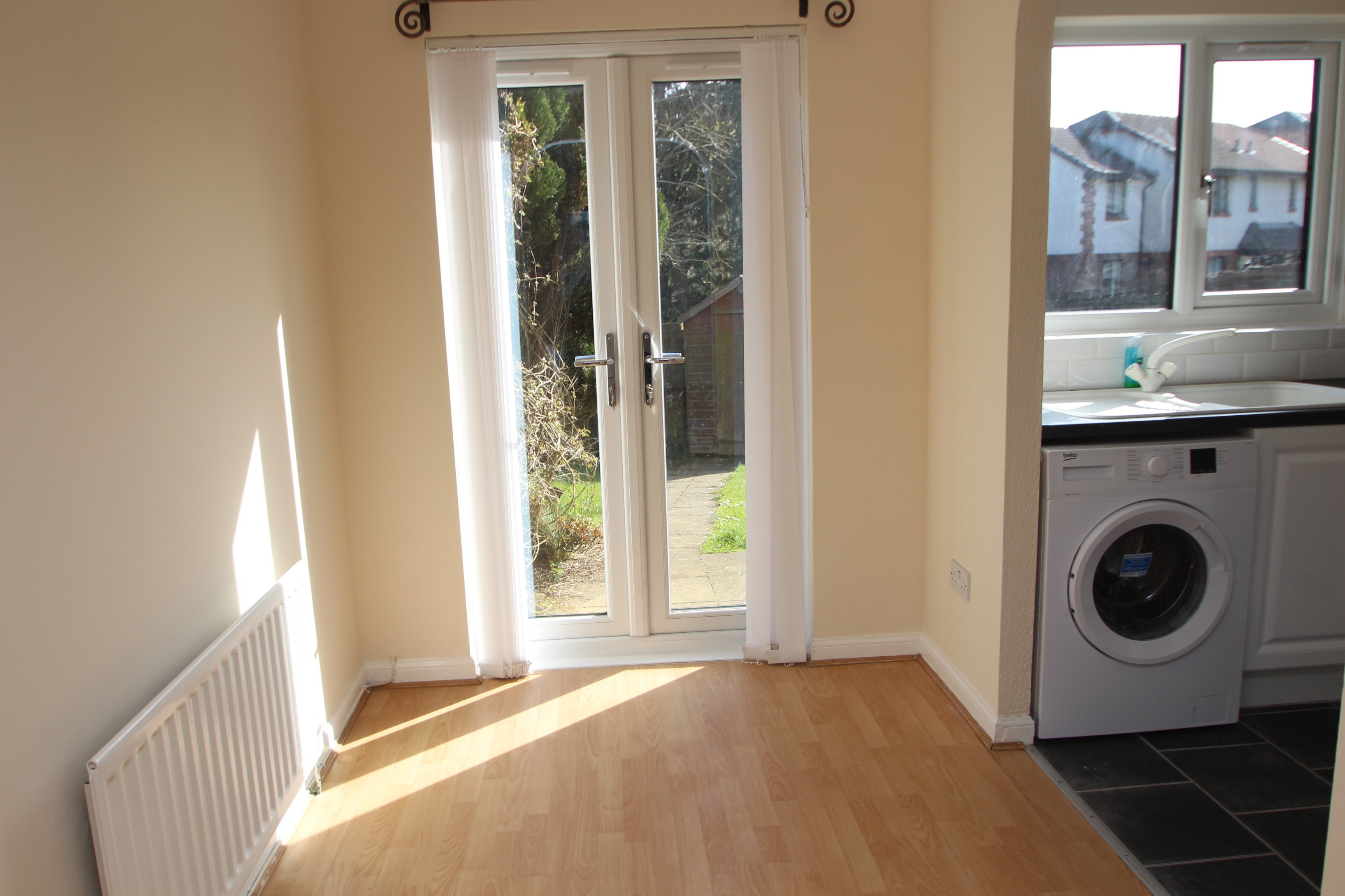 Flat Drummond Way in Newton Mearns