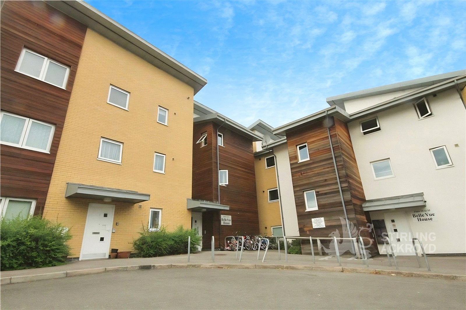 Flat Belle Vue Close in Rushmoor