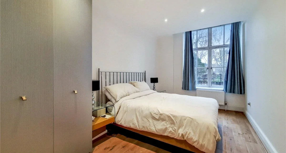 Flat Russell Square in Greater London