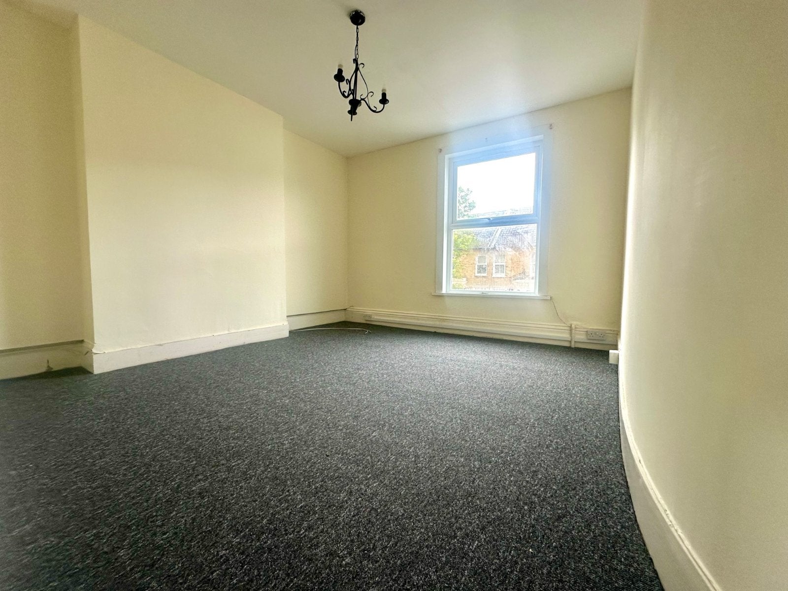 Flat Gordon Road in Thanet