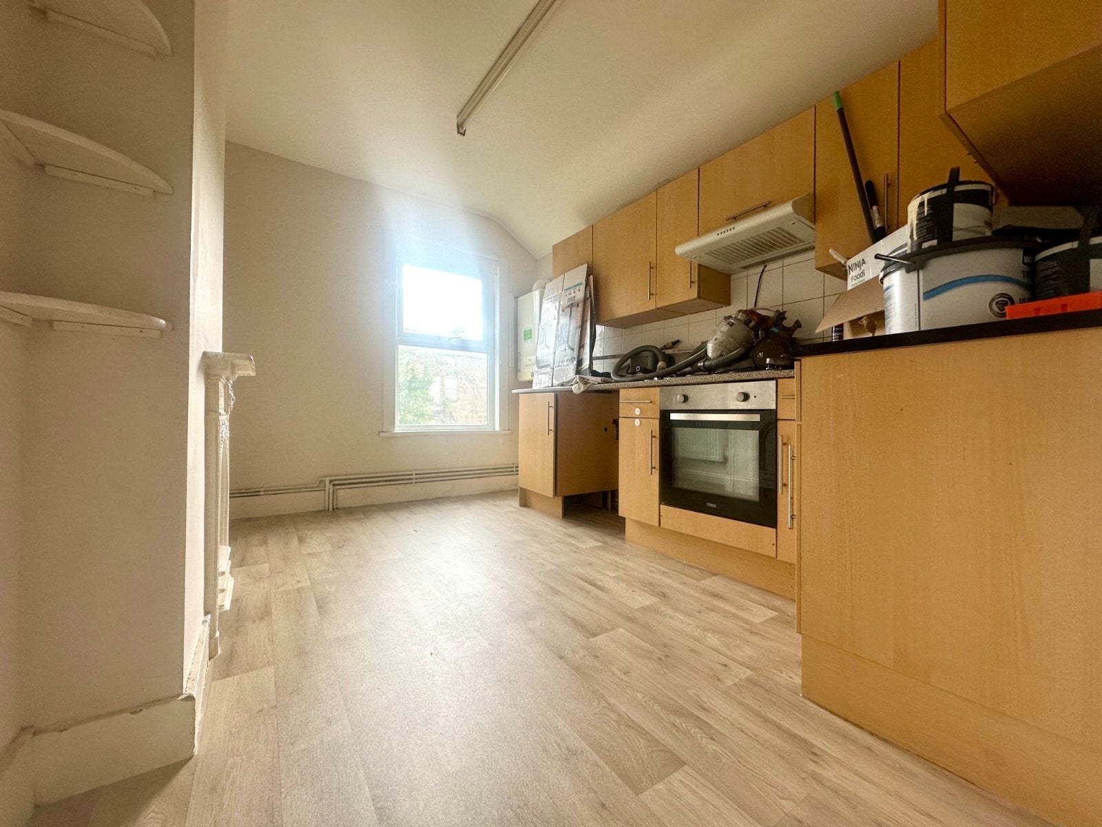 Flat Gordon Road in Thanet