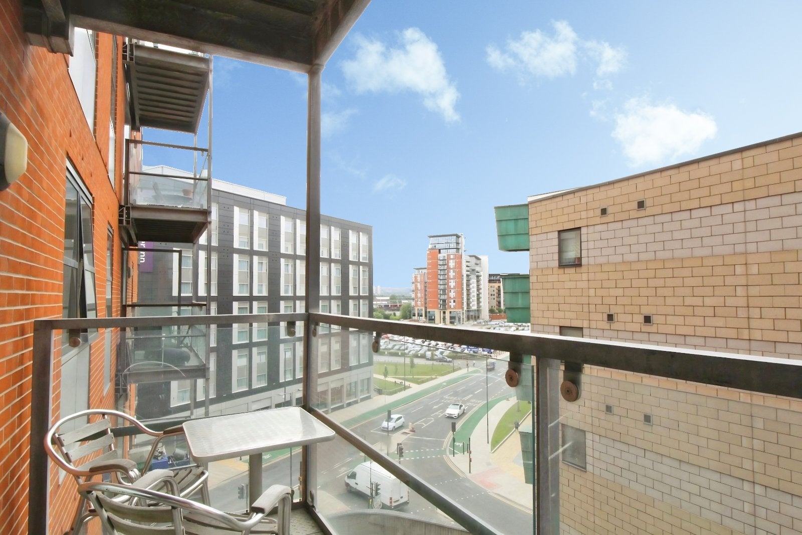 Flat Whitehall Quay in Leeds
