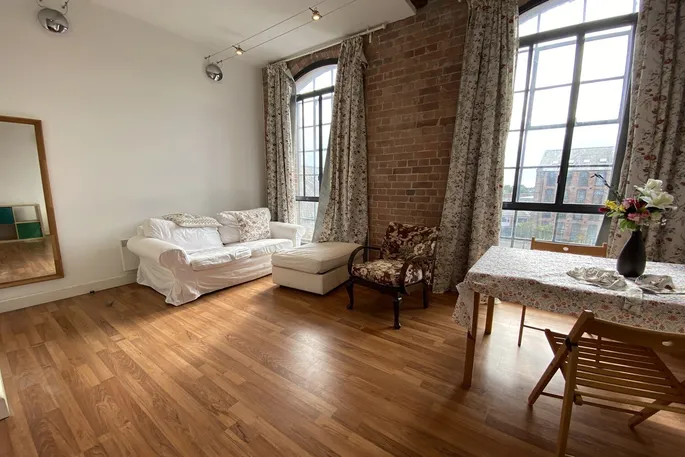 Flat Albion Street in Nottingham