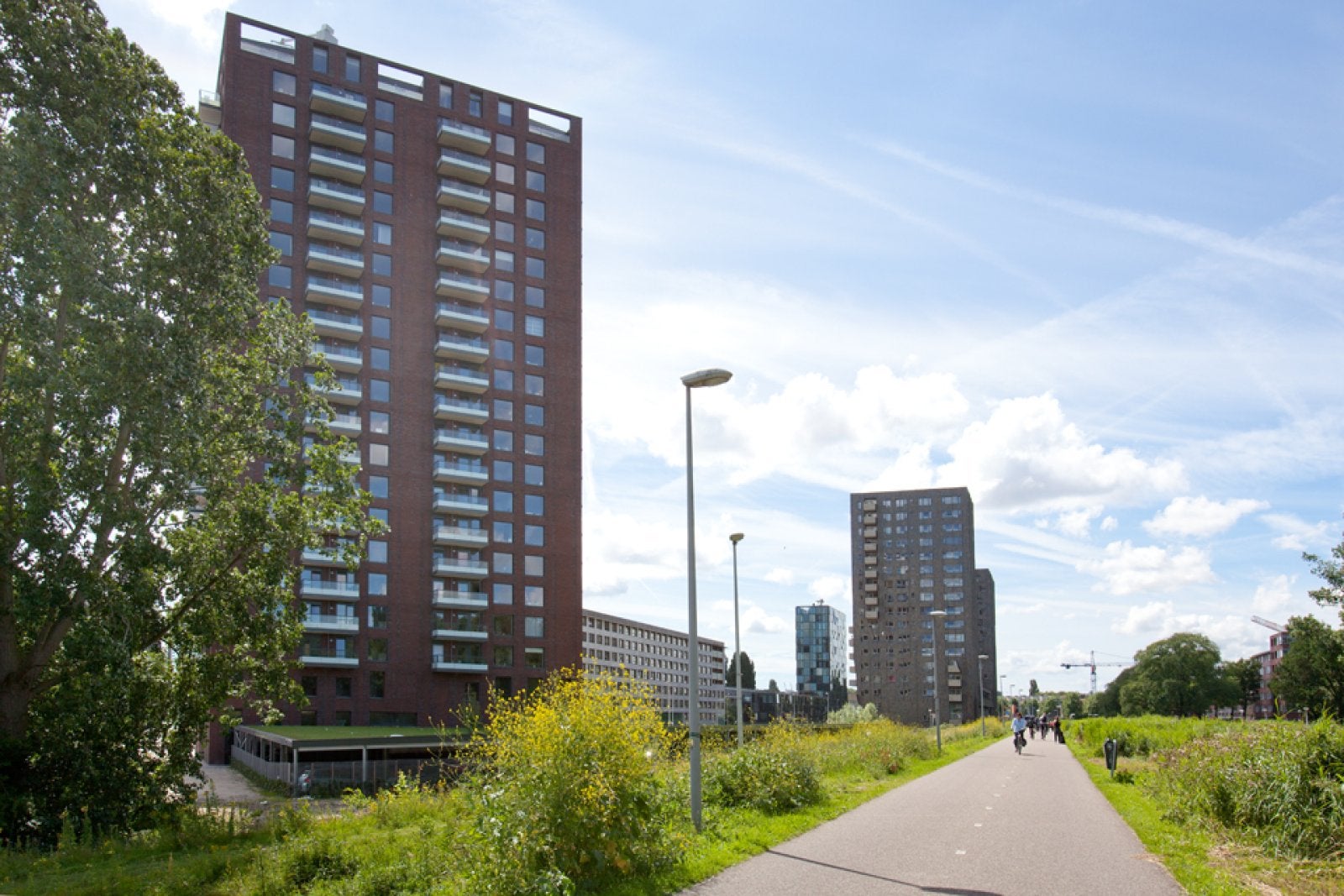 Flat Carolina MacGillavrylaan in Amsterdam