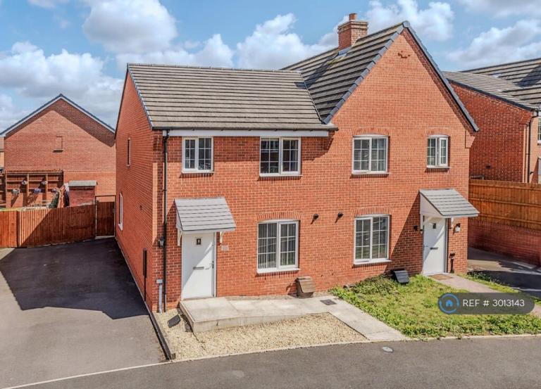 House Egremont Close in Wychavon