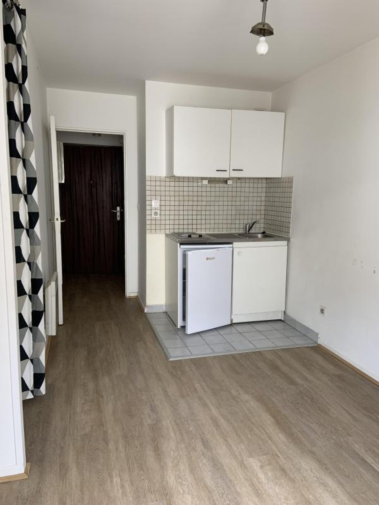 Flat Rue Général Buat in Nantes