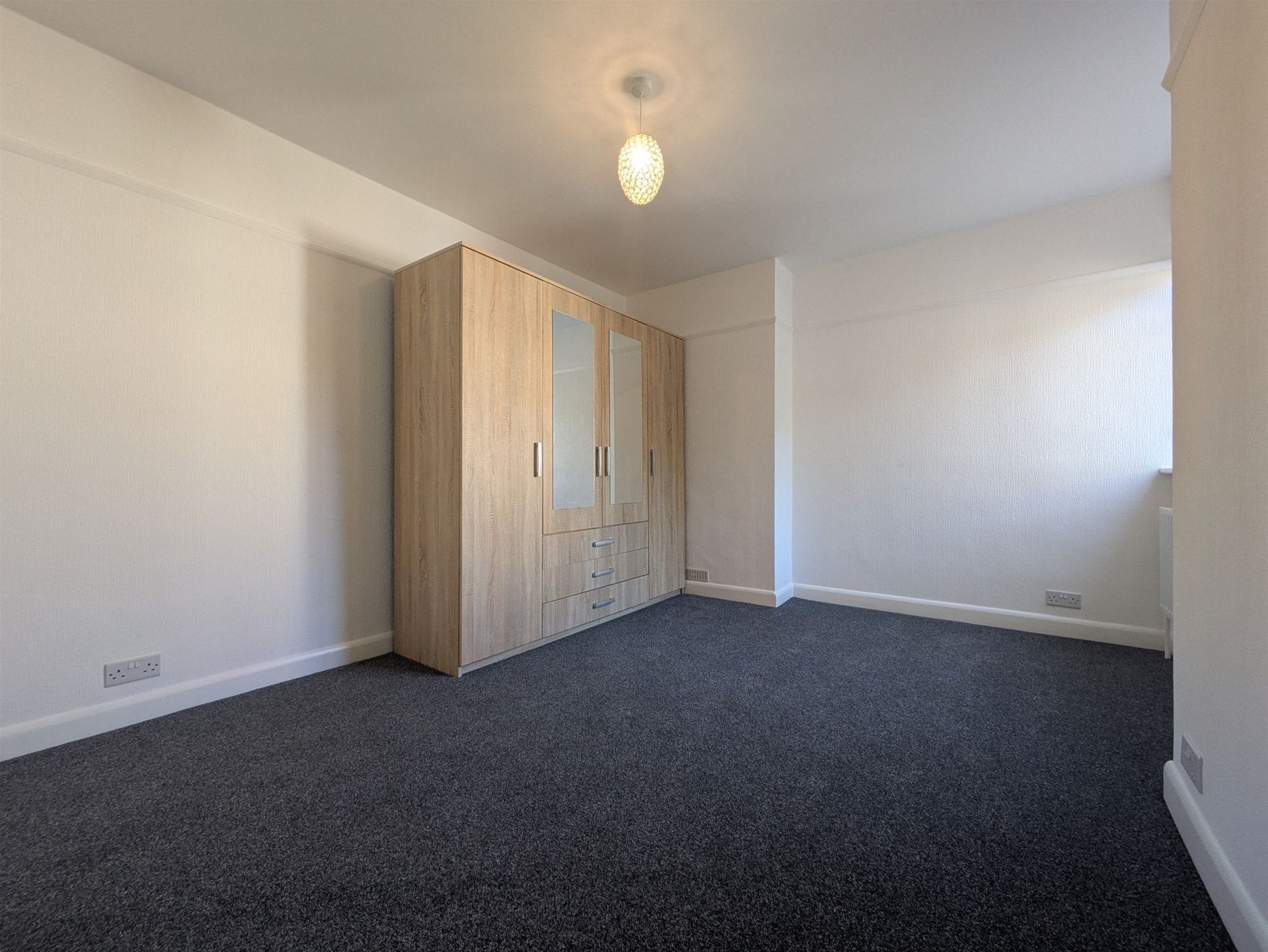 Flat Steynton Avenue in Greater London