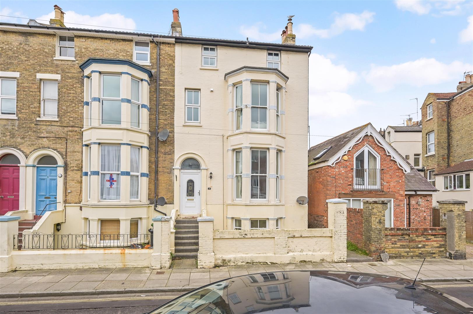 Flat Nightingale Road in Portsmouth