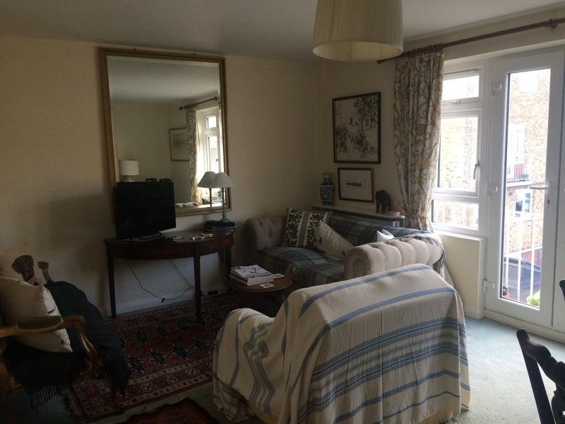 Room Trott Street in Greater London