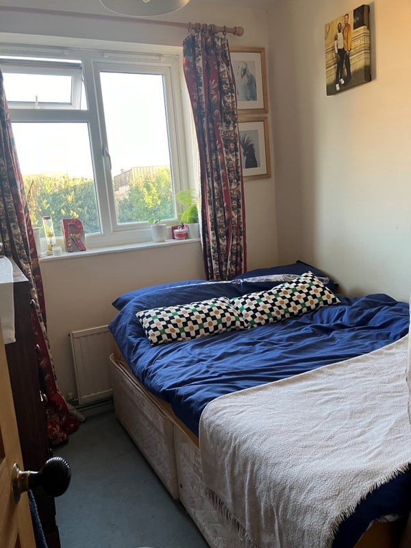 Room Trott Street in Greater London