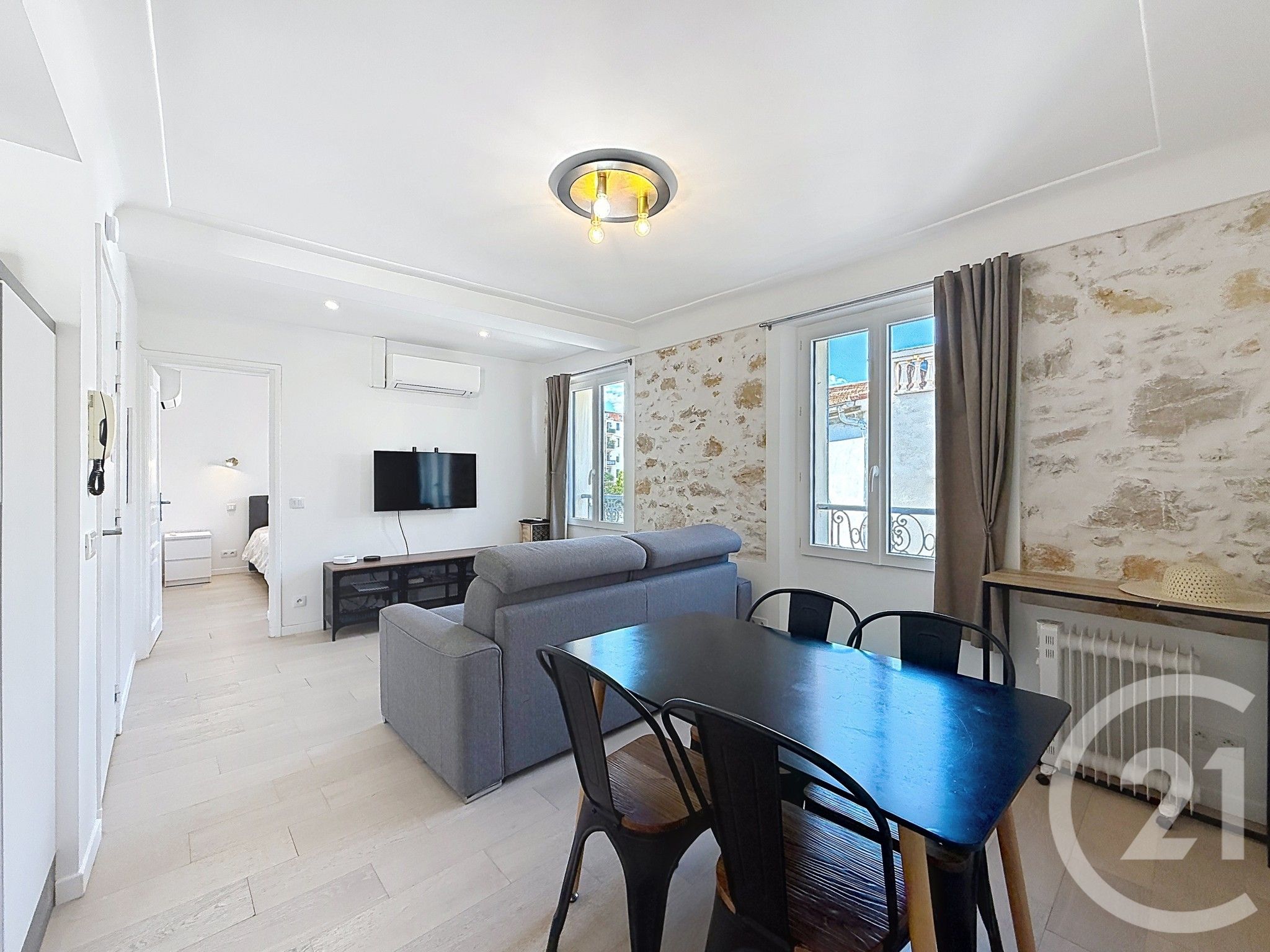 Flat Rue du Haut Castelet in Antibes