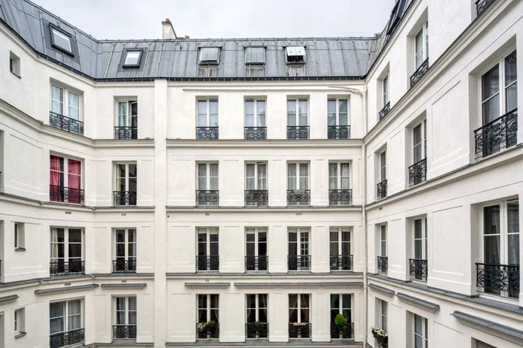 Appartement Rue de Berri à Paris
