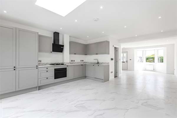 House Whatley Avenue in Greater London