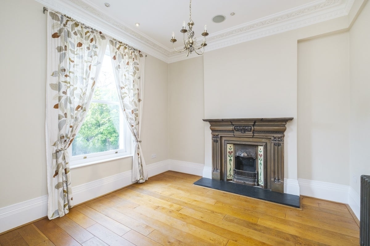 House Westcombe Park Road in Greater London