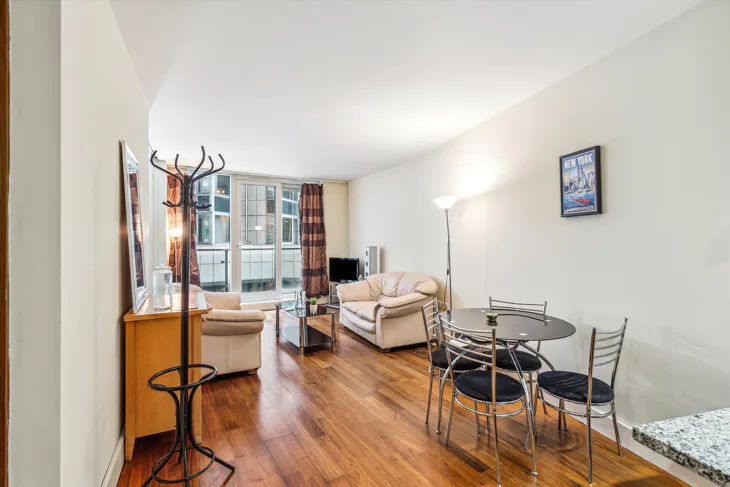 Flat Praed Street in City of Westminster
