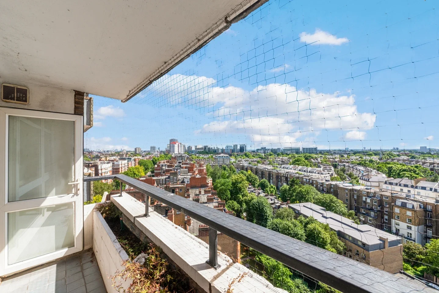 Flat Maida Vale in City of Westminster