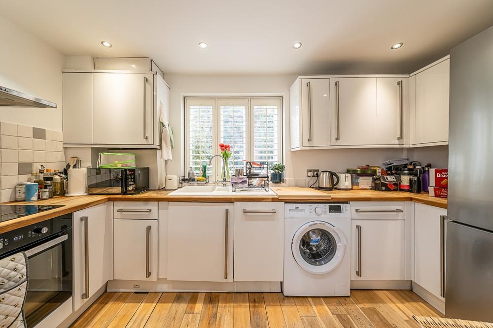 Flat Harewood Avenue in City of Westminster