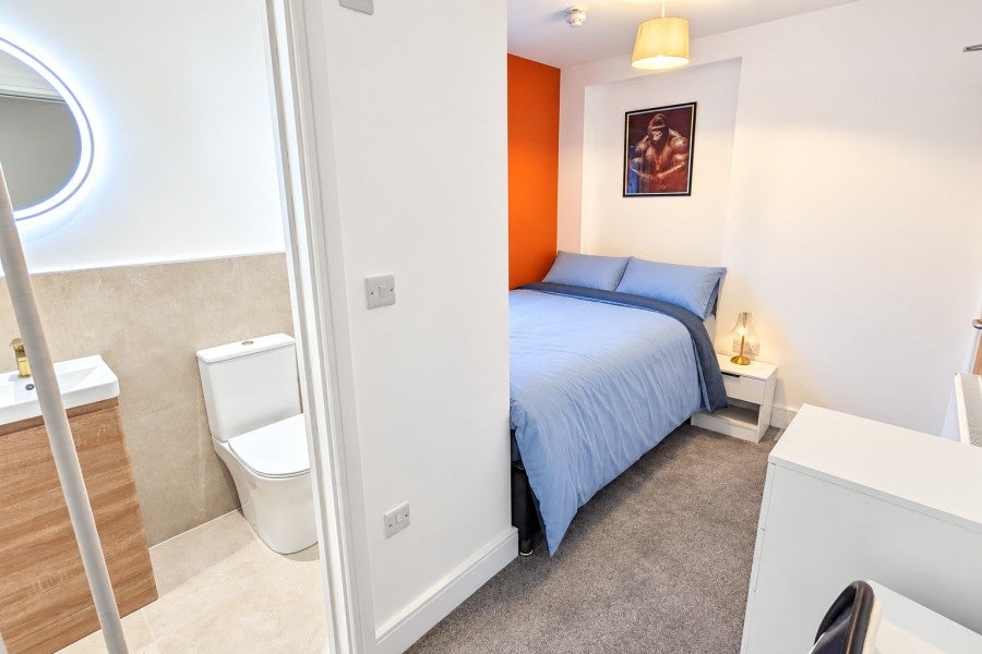 Room Royal Oak Road in Woking