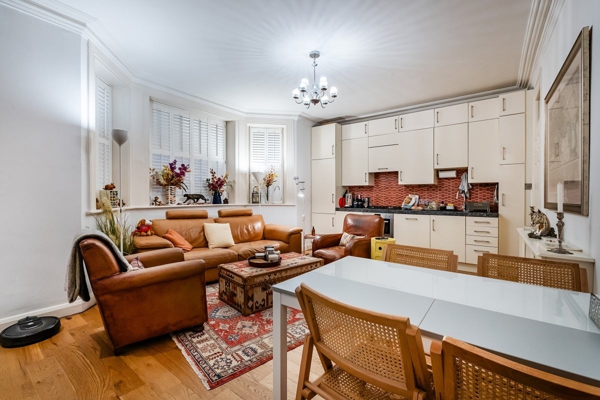 Flat Castle Lane in City of Westminster