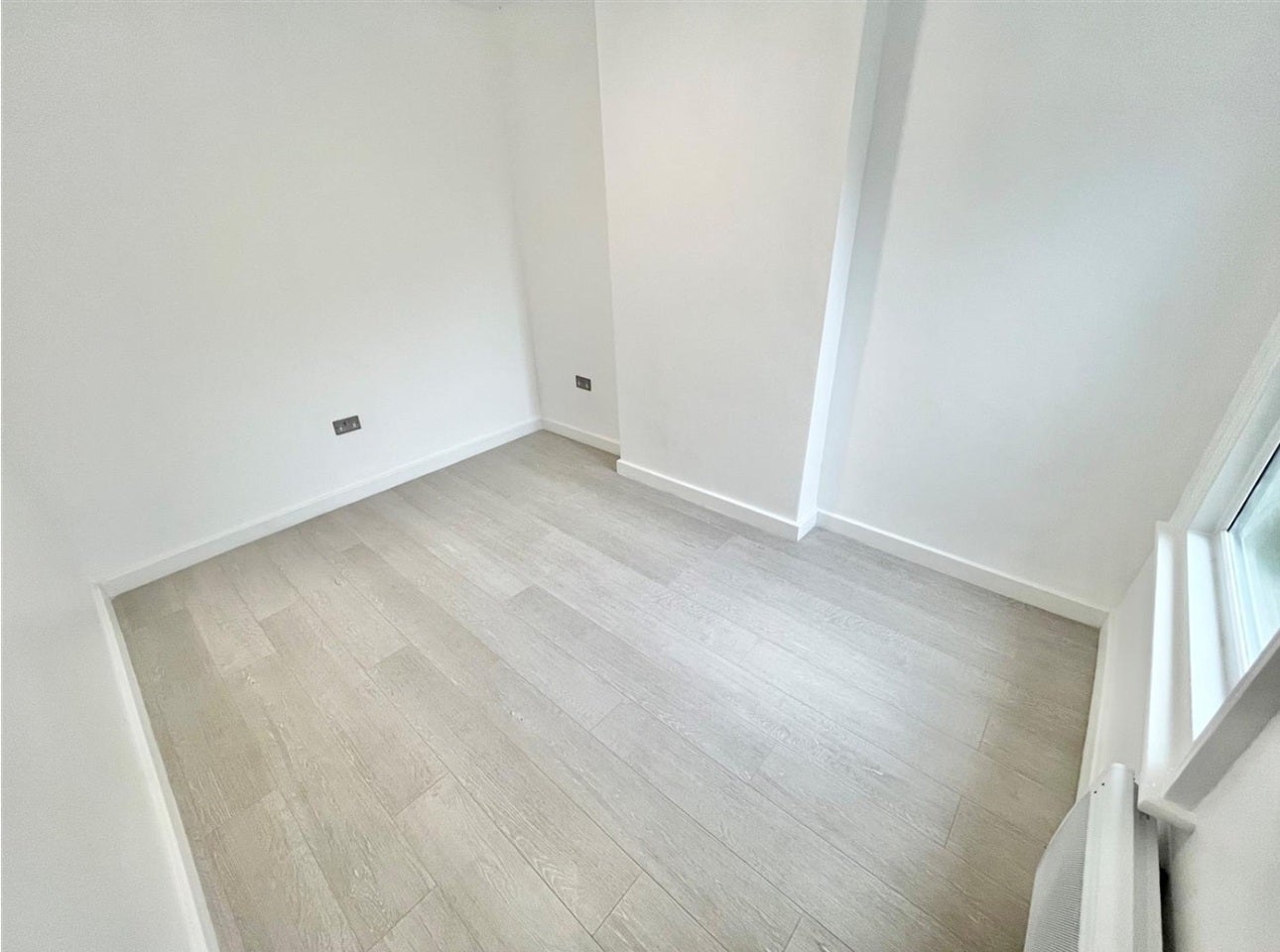 Flat Tennyson Road in Luton