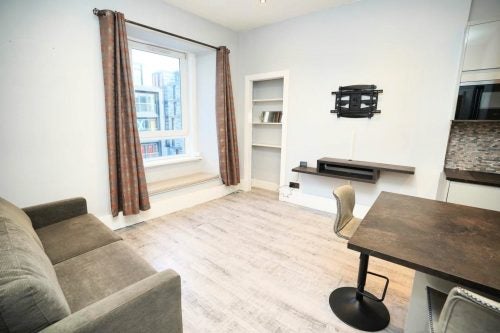 Flat Gibson Terrace in City of Edinburgh