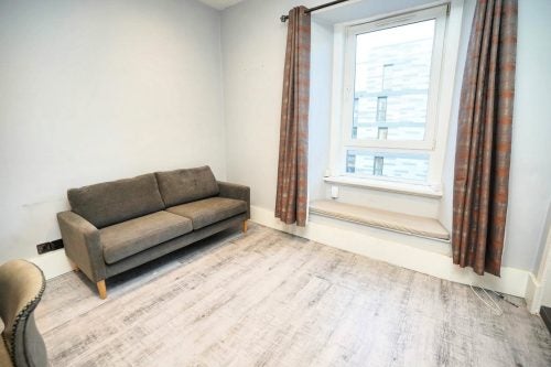Flat Gibson Terrace in City of Edinburgh