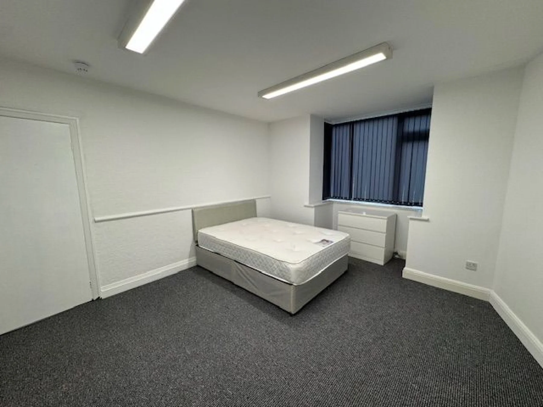 Flat Anlaby Road in Hull